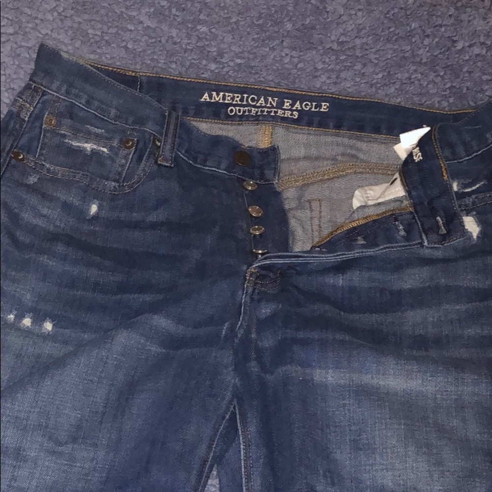 Distressed High Rise Mom Jeans - Picture 7 of 10